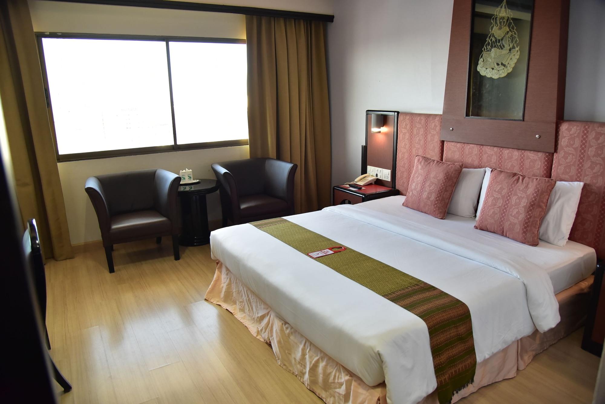 Bp Grand Tower Hotel Hatjaj Kültér fotó